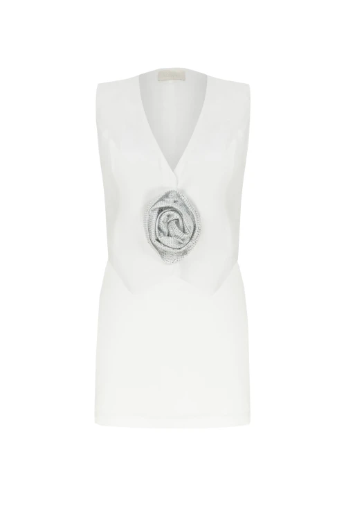 STONE ROSE DETAIL WHITE VEST SKIRT SET