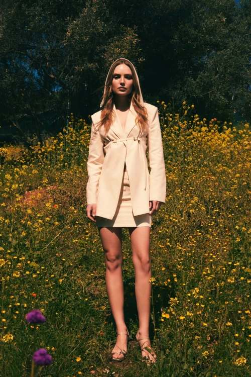 BEIGE LINEN JACKET AND SKIRT SET WITH BUCKLE DETAIL